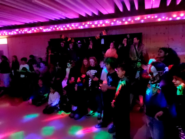 Partystimmung auf der Halloweenparty Partystimmung auf der Halloweenparty