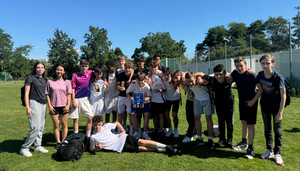 Sieger der Jahrgangsstufe 8: Klasse 8b Sieger der Jahrgangsstufe 8: Klasse 8b