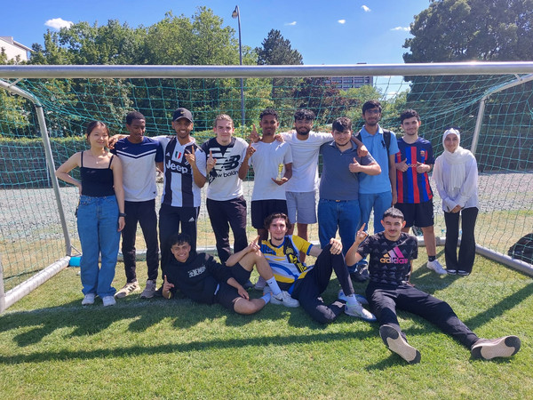 Kurs Q2 Vla - 1. Platz der 3. Runde