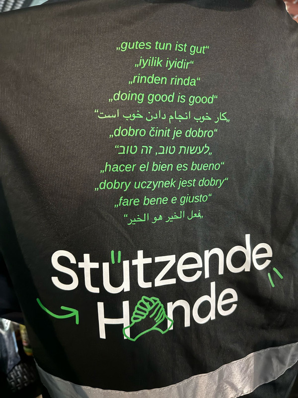 Spendenorganisation >Stützende Hände< Spendenorganisation >Stützende Hände<